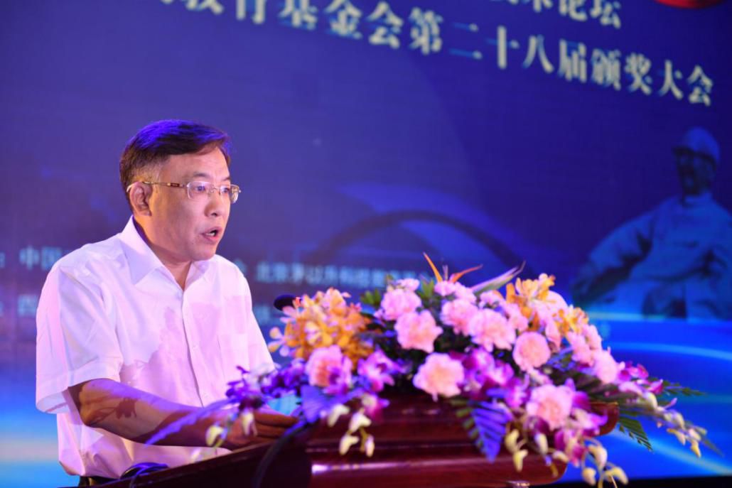 久久久精品国产亚洲成人满18免费网站