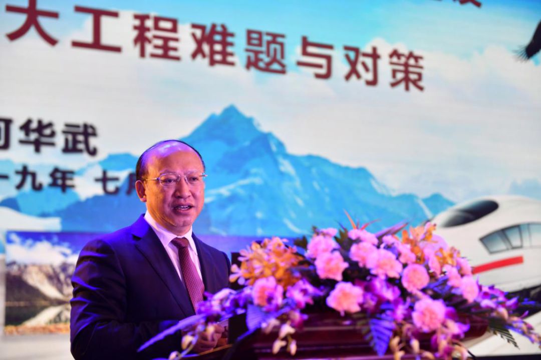 久久久精品国产亚洲成人满18免费网站