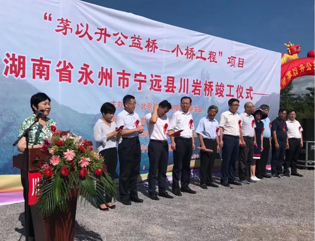 久久久精品国产亚洲成人满18免费网站