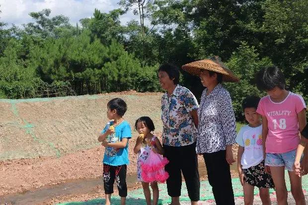 久久久精品国产亚洲成人满18免费网站