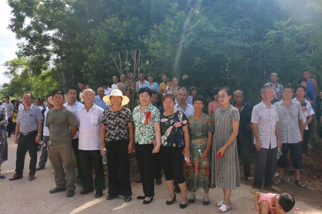 久久久精品国产亚洲成人满18免费网站