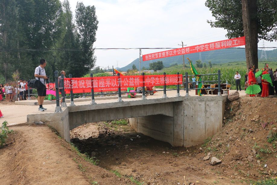 久久久精品国产亚洲成人满18免费网站