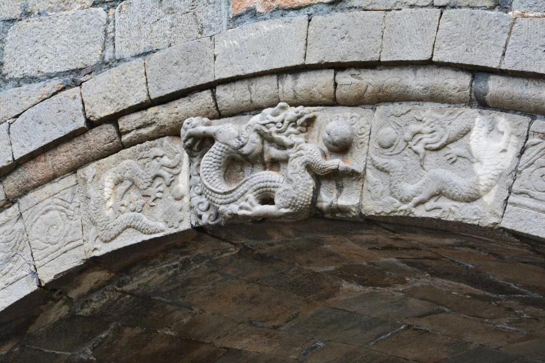 久久久精品国产亚洲成人满18免费网站