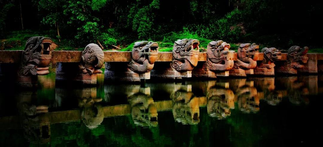 久久久精品国产亚洲成人满18免费网站