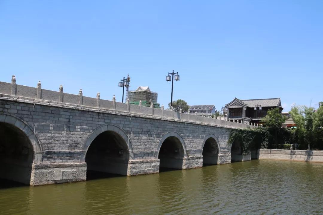 久久久精品国产亚洲成人满18免费网站