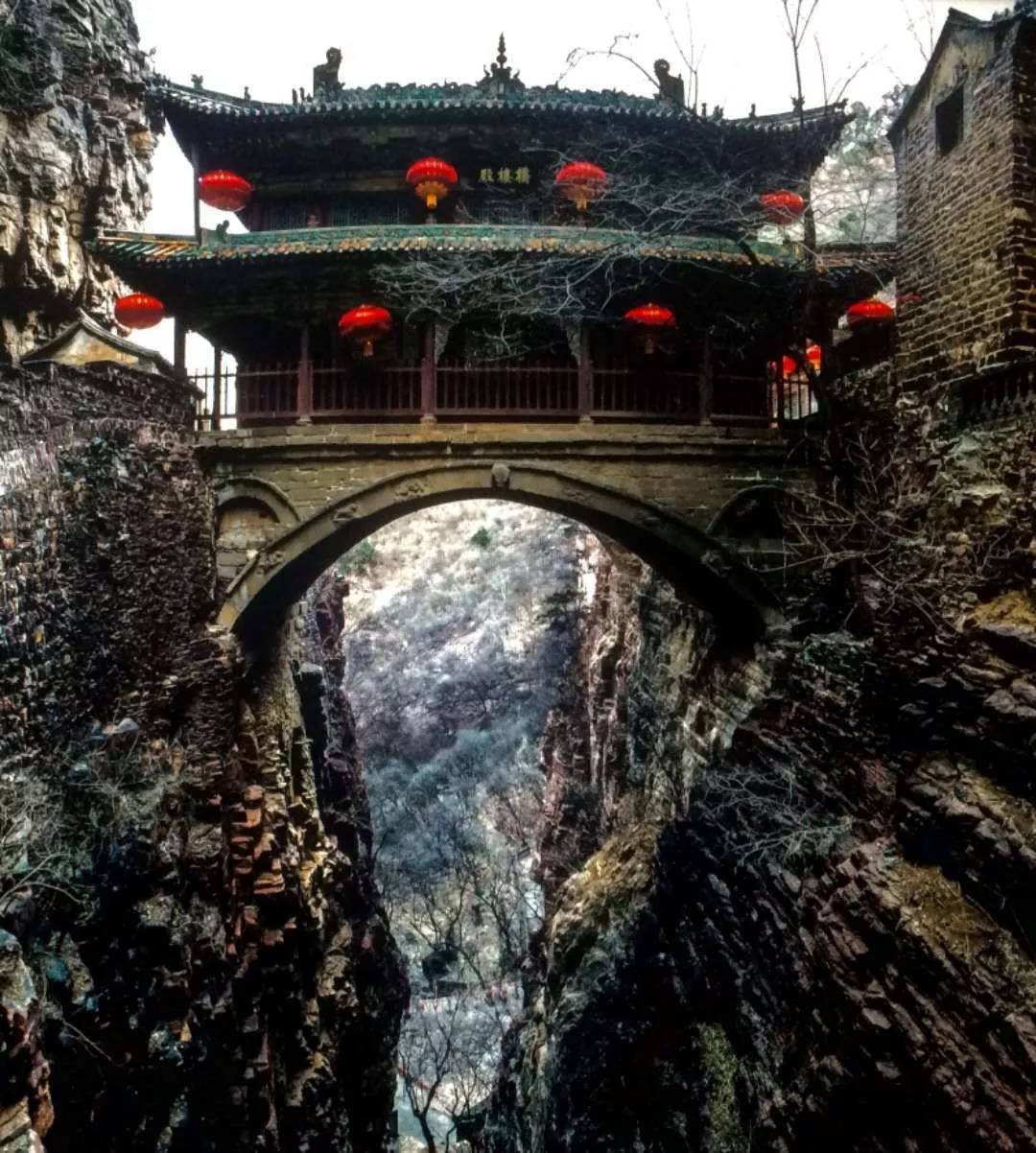 久久久精品国产亚洲成人满18免费网站