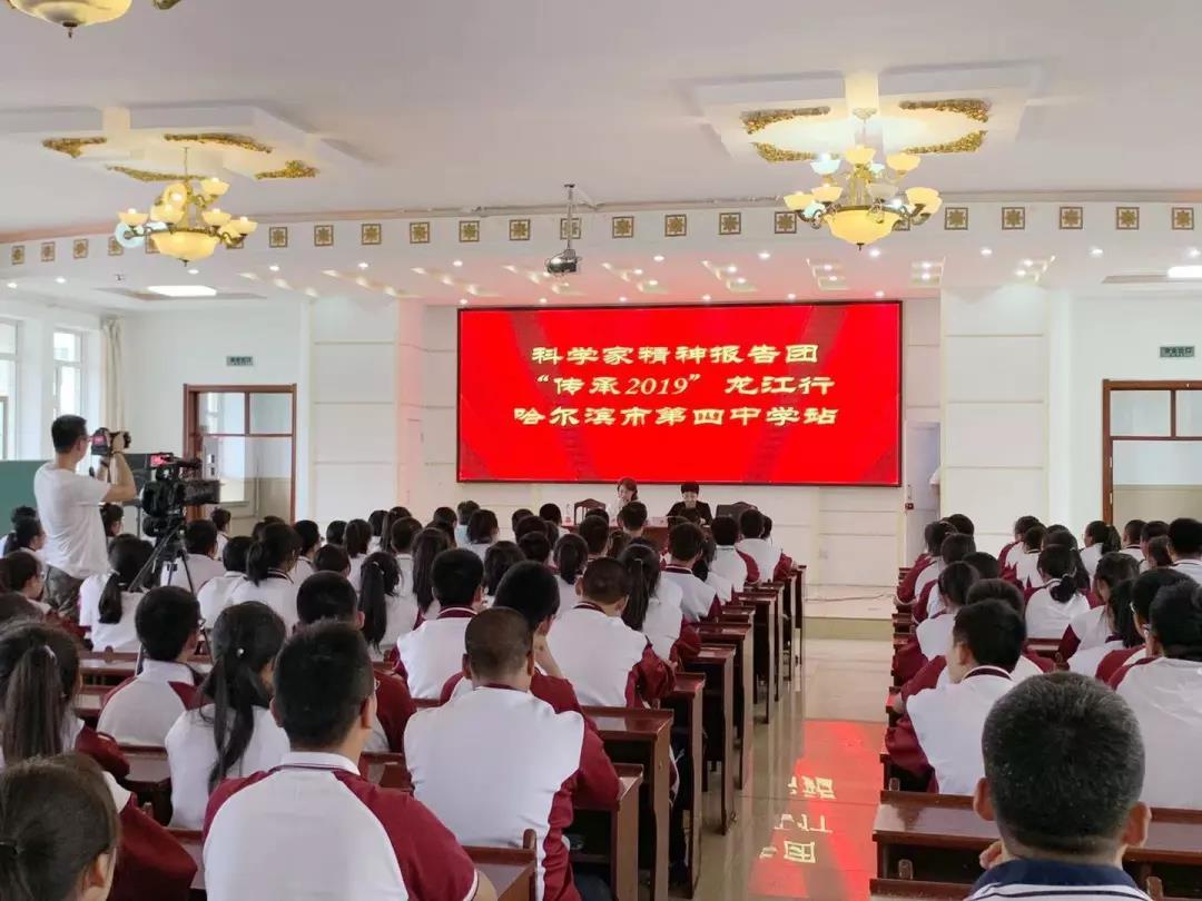 久久久精品国产亚洲成人满18免费网站