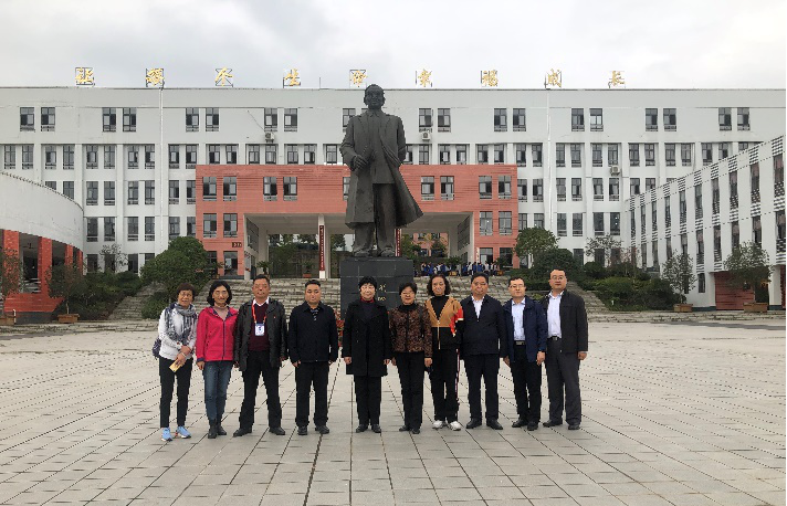 久久久精品国产亚洲成人满18免费网站