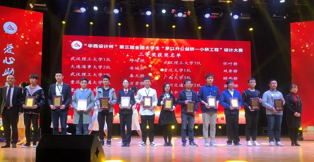 久久久精品国产亚洲成人满18免费网站