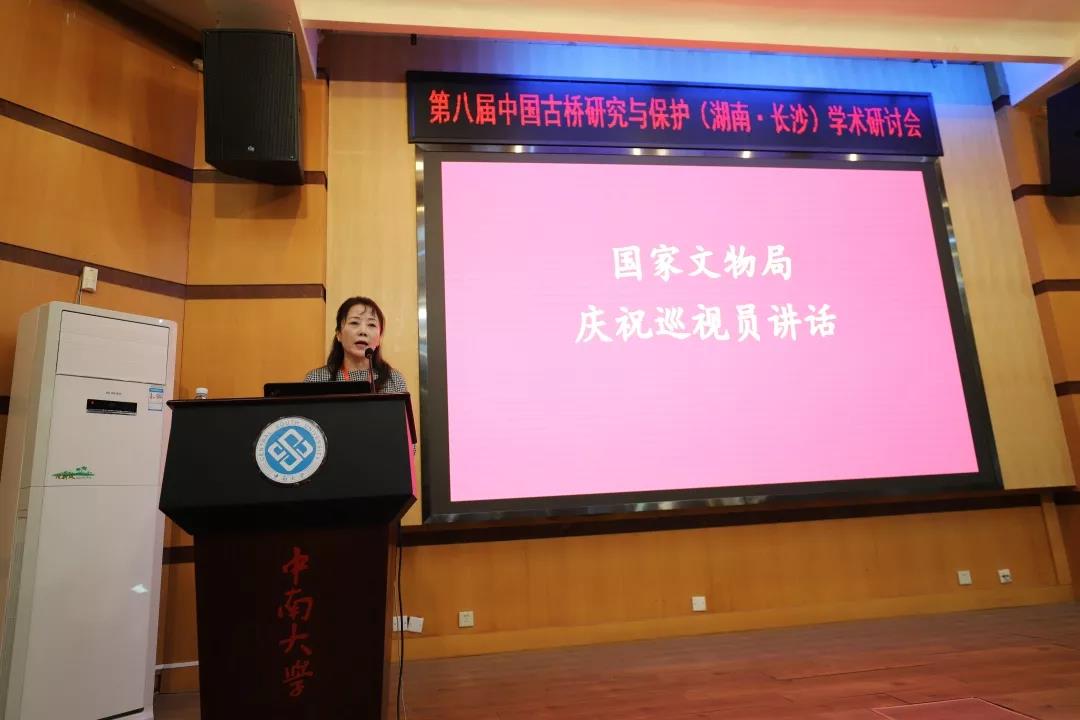 久久久精品国产亚洲成人满18免费网站