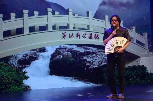 久久久精品国产亚洲成人满18免费网站