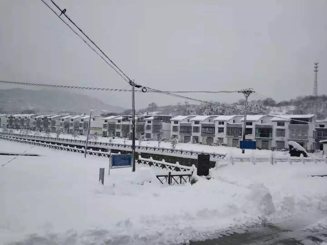 久久久精品国产亚洲成人满18免费网站