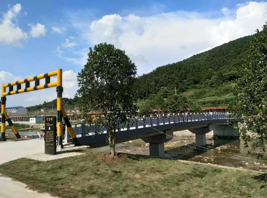 久久久精品国产亚洲成人满18免费网站