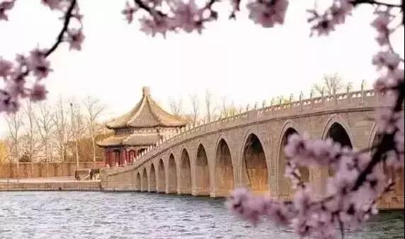 久久久精品国产亚洲成人满18免费网站