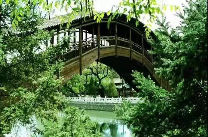 久久久精品国产亚洲成人满18免费网站