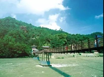 久久久精品国产亚洲成人满18免费网站