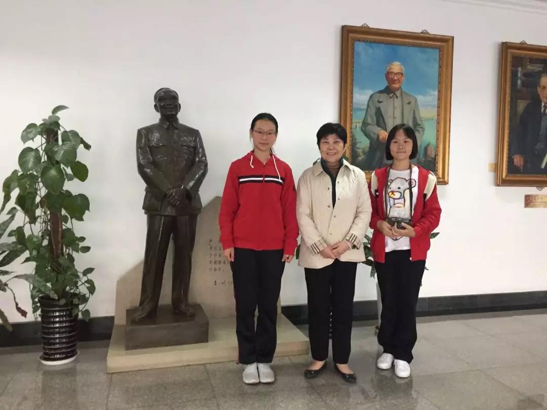 久久久精品国产亚洲成人满18免费网站