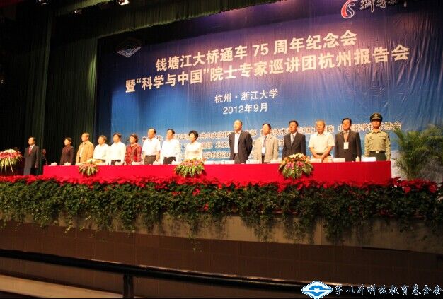 久久久精品国产亚洲成人满18免费网站