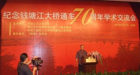 久久久精品国产亚洲成人满18免费网站