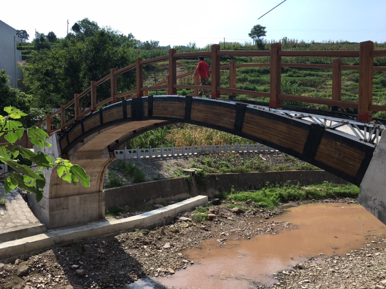 久久久精品国产亚洲成人满18免费网站