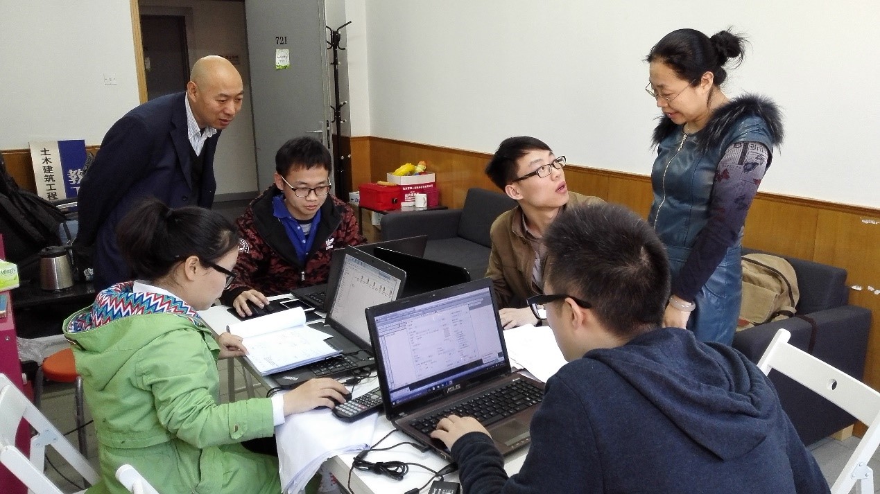 久久久精品国产亚洲成人满18免费网站