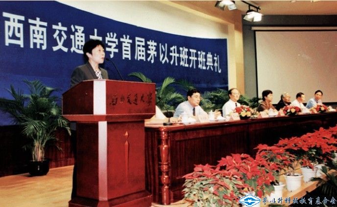 久久久精品国产亚洲成人满18免费网站