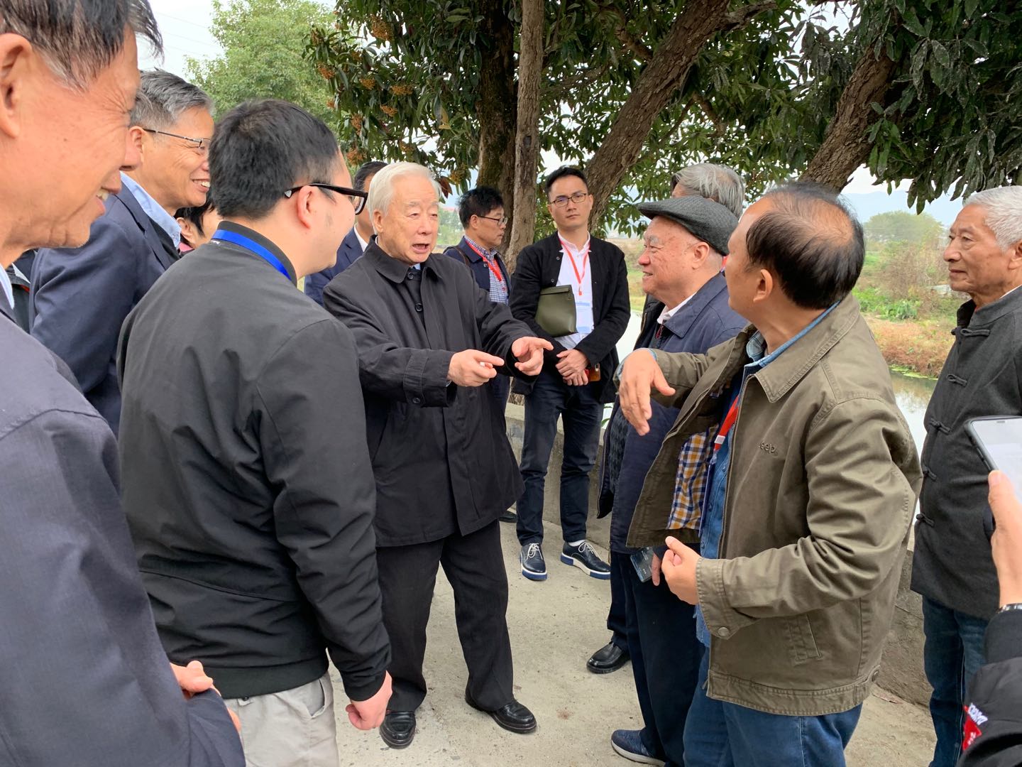 久久久精品国产亚洲成人满18免费网站