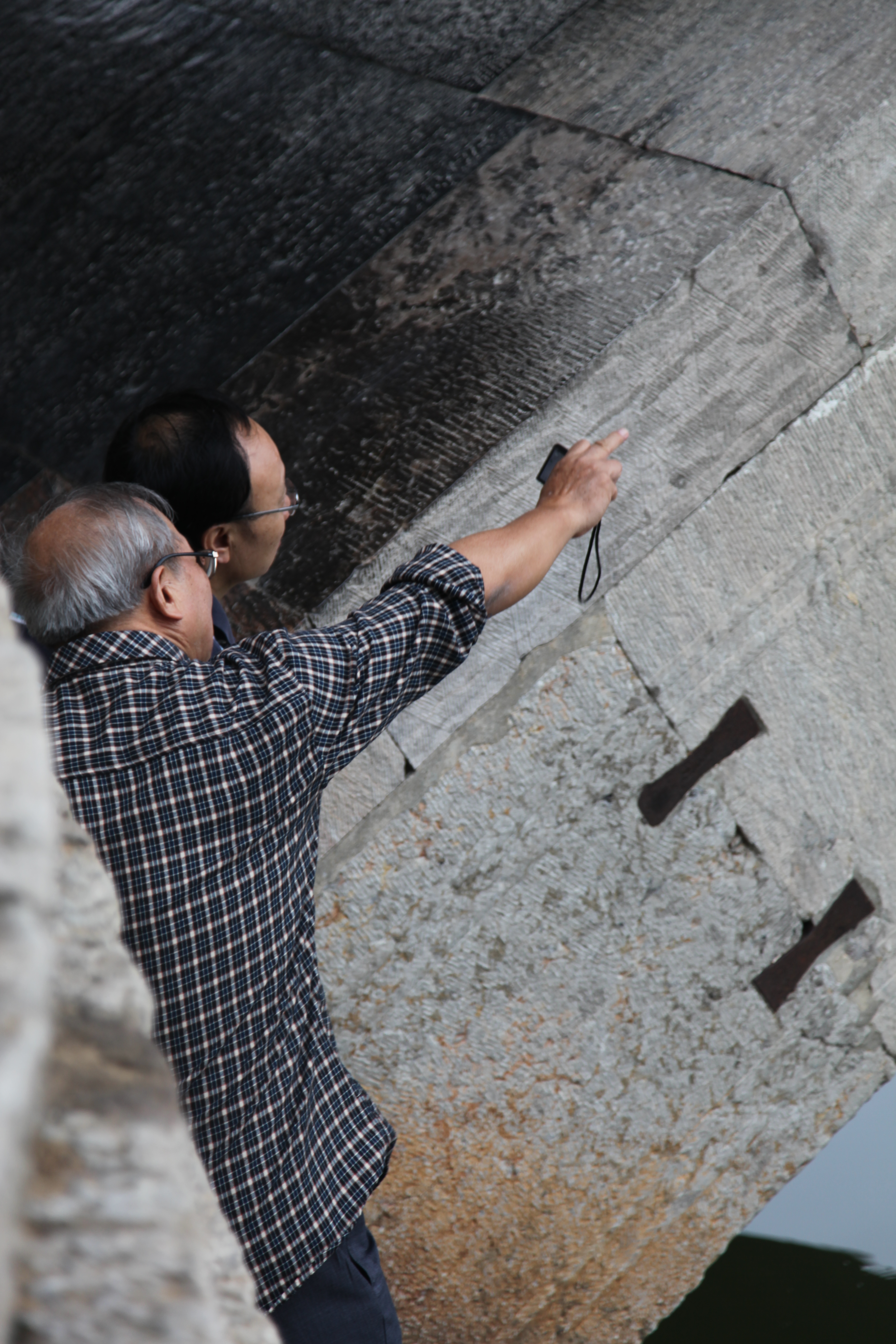 久久久精品国产亚洲成人满18免费网站