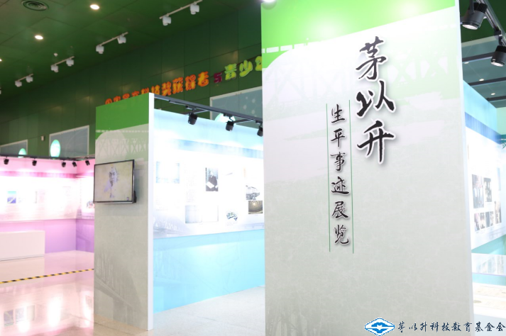 久久久精品国产亚洲成人满18免费网站