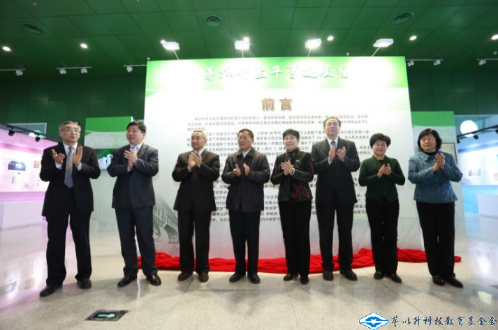 久久久精品国产亚洲成人满18免费网站