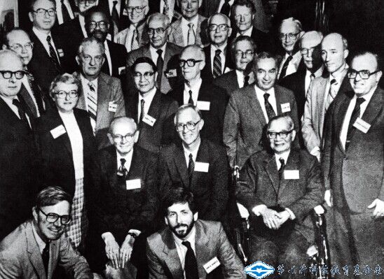 久久久精品国产亚洲成人满18免费网站