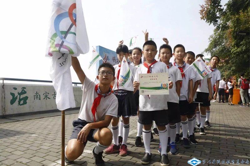 久久久精品国产亚洲成人满18免费网站