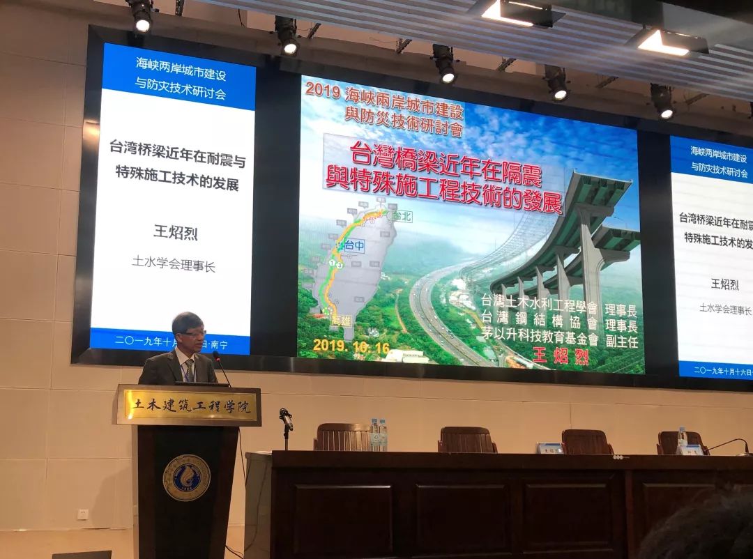 久久久精品国产亚洲成人满18免费网站