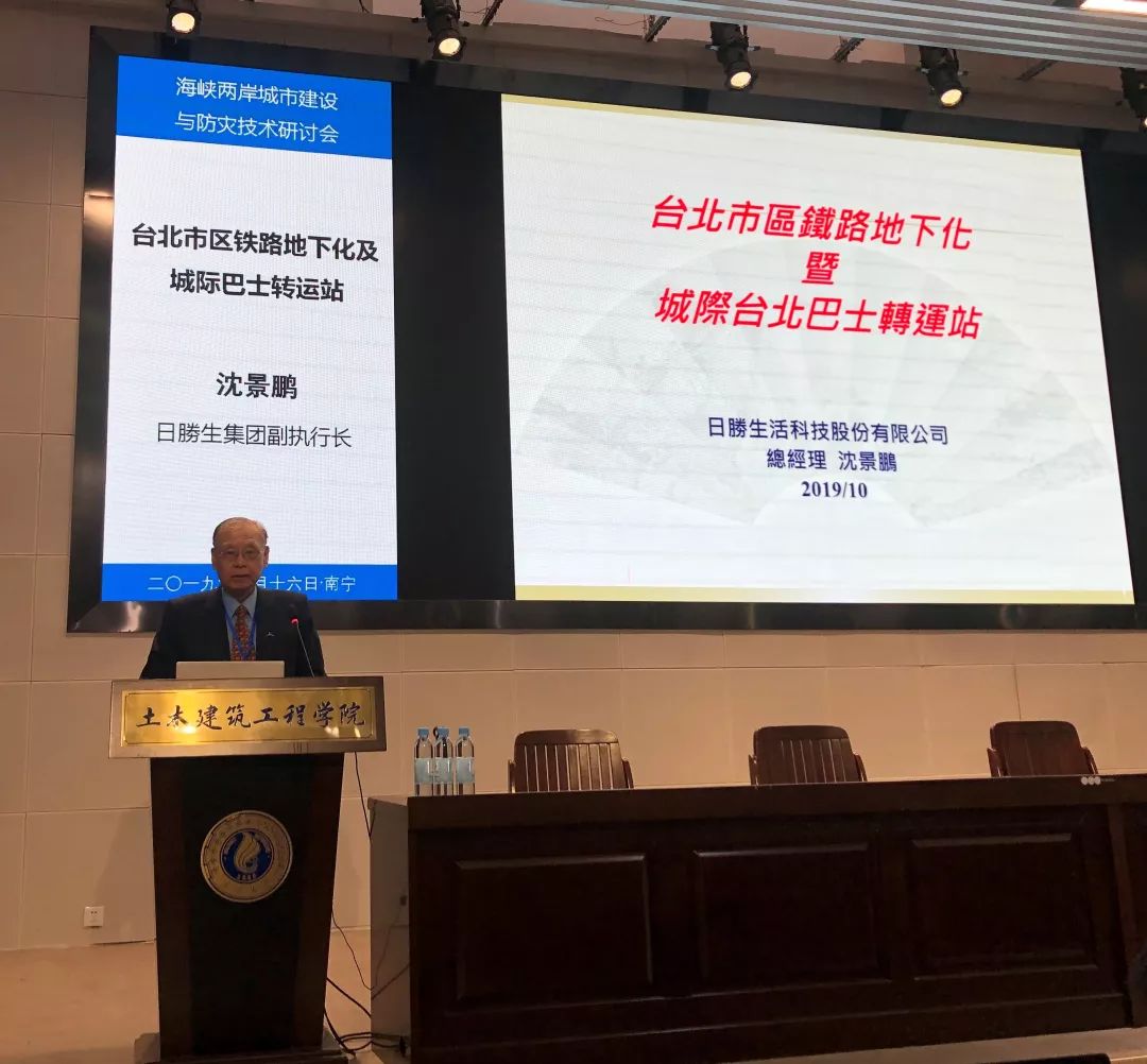 久久久精品国产亚洲成人满18免费网站