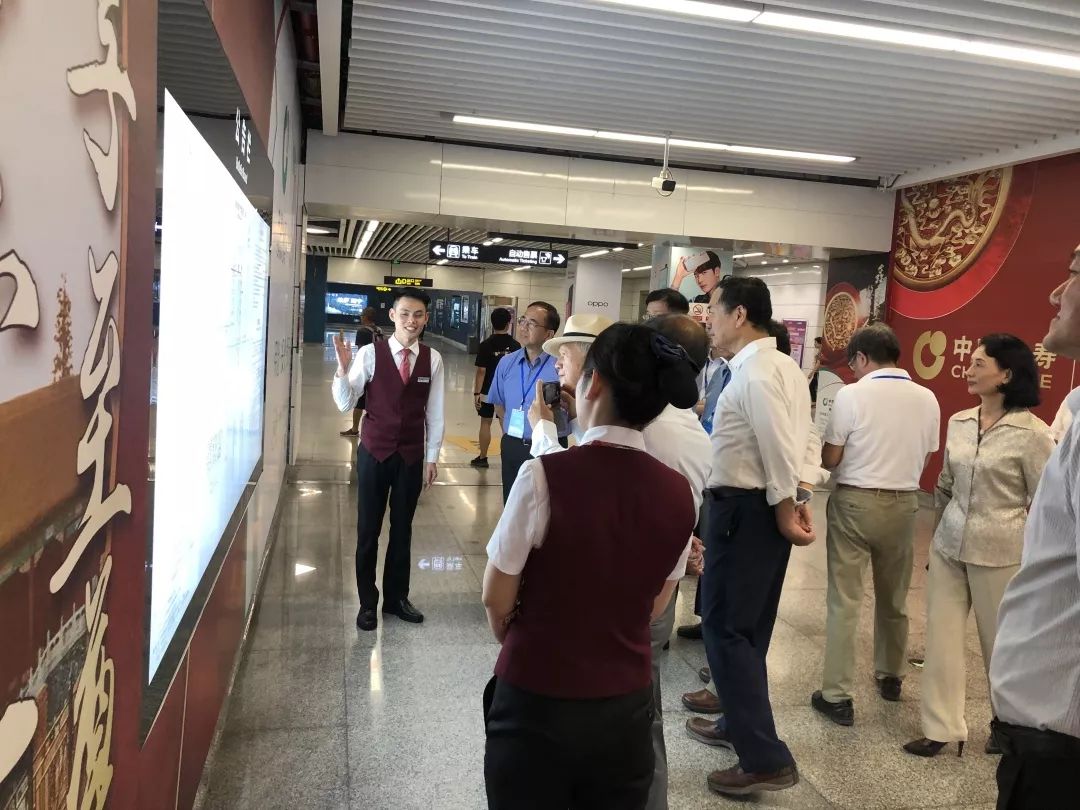 久久久精品国产亚洲成人满18免费网站