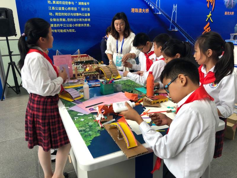 久久久精品国产亚洲成人满18免费网站