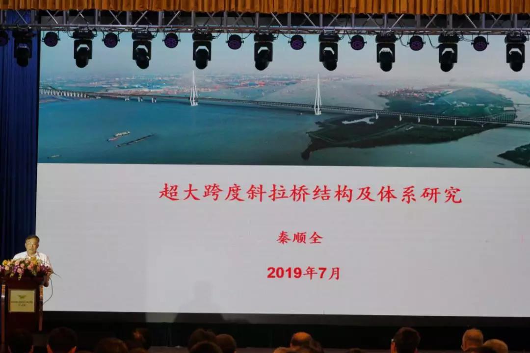 久久久精品国产亚洲成人满18免费网站