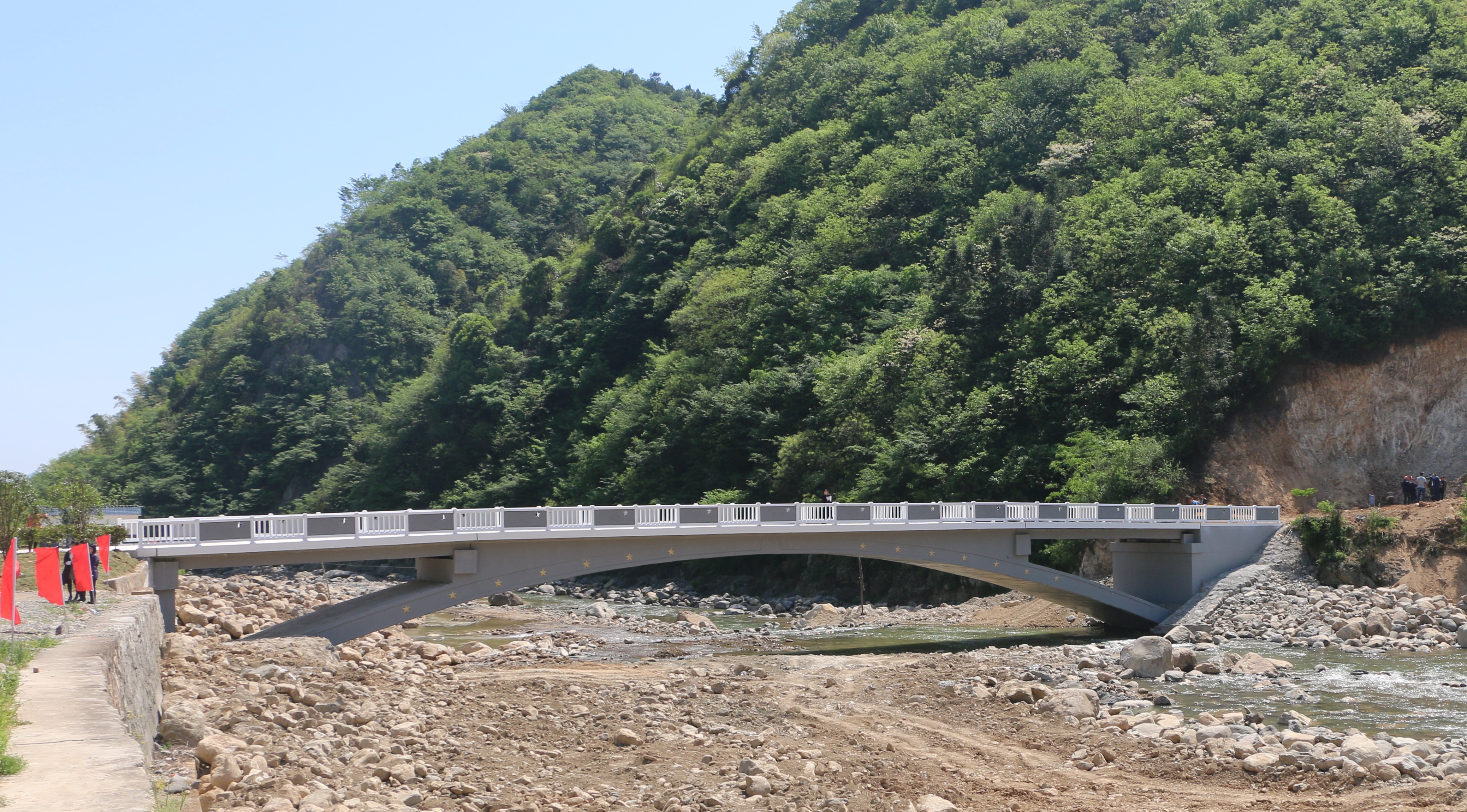 久久久精品国产亚洲成人满18免费网站