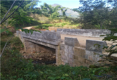 久久久精品国产亚洲成人满18免费网站