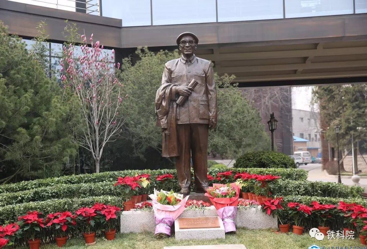 久久久精品国产亚洲成人满18免费网站