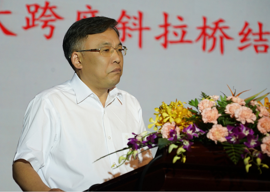 久久久精品国产亚洲成人满18免费网站