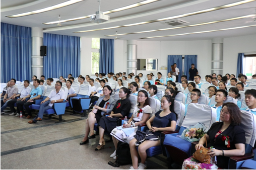 久久久精品国产亚洲成人满18免费网站