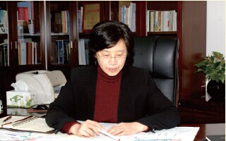 久久久精品国产亚洲成人满18免费网站