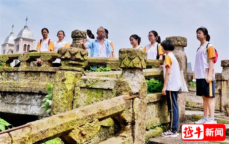 久久久精品国产亚洲成人满18免费网站