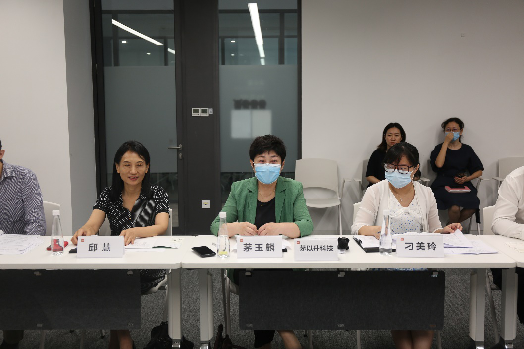 久久久精品国产亚洲成人满18免费网站