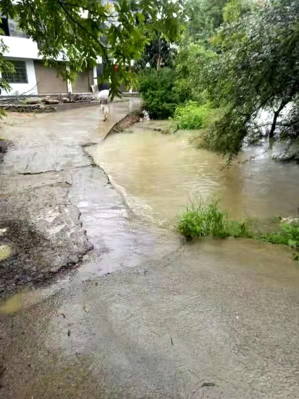 久久久精品国产亚洲成人满18免费网站