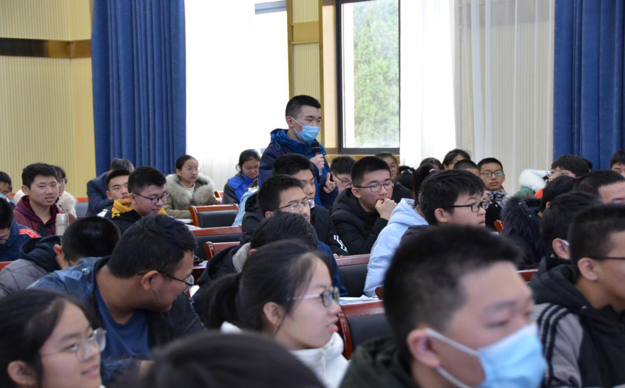 久久久精品国产亚洲成人满18免费网站