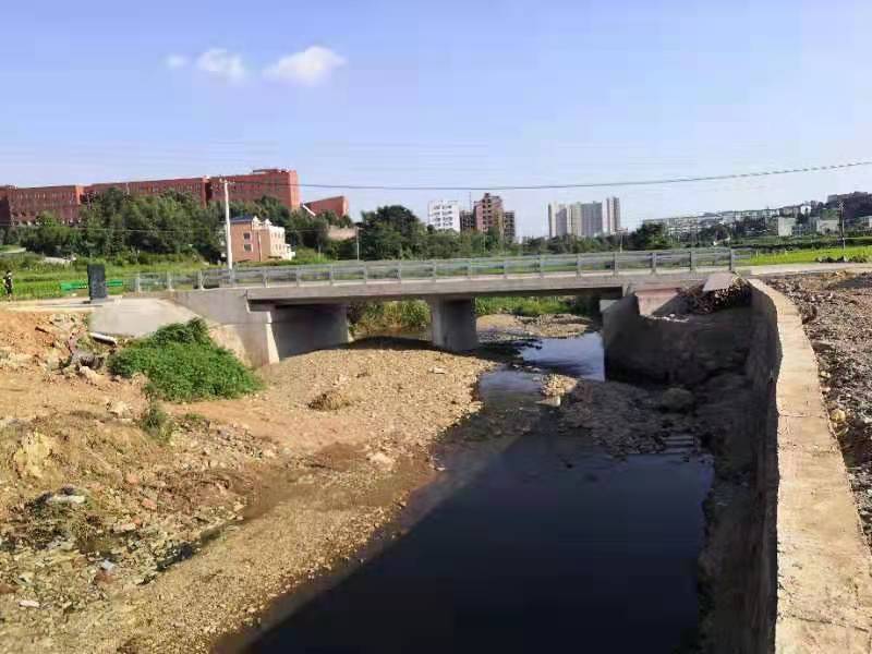 久久久精品国产亚洲成人满18免费网站