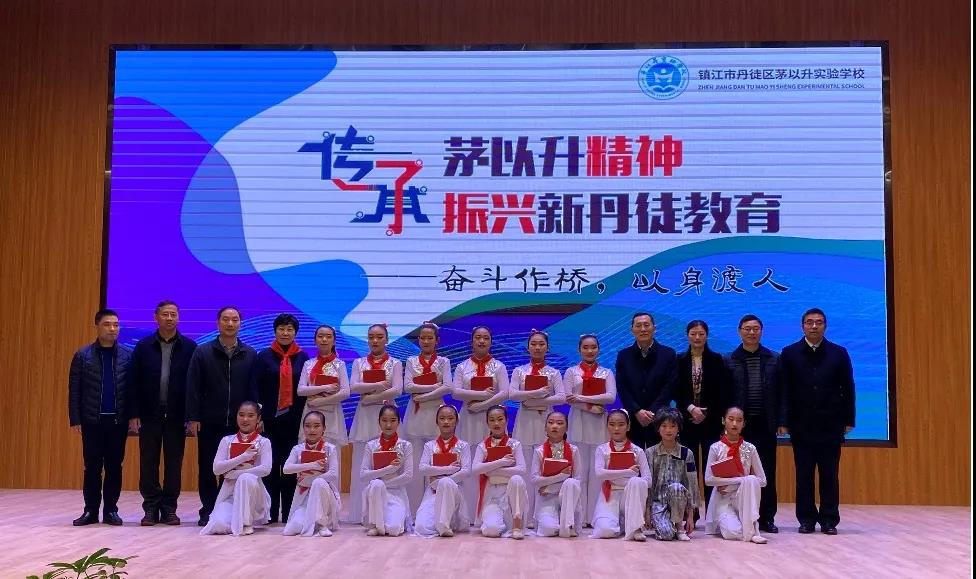 久久久精品国产亚洲成人满18免费网站