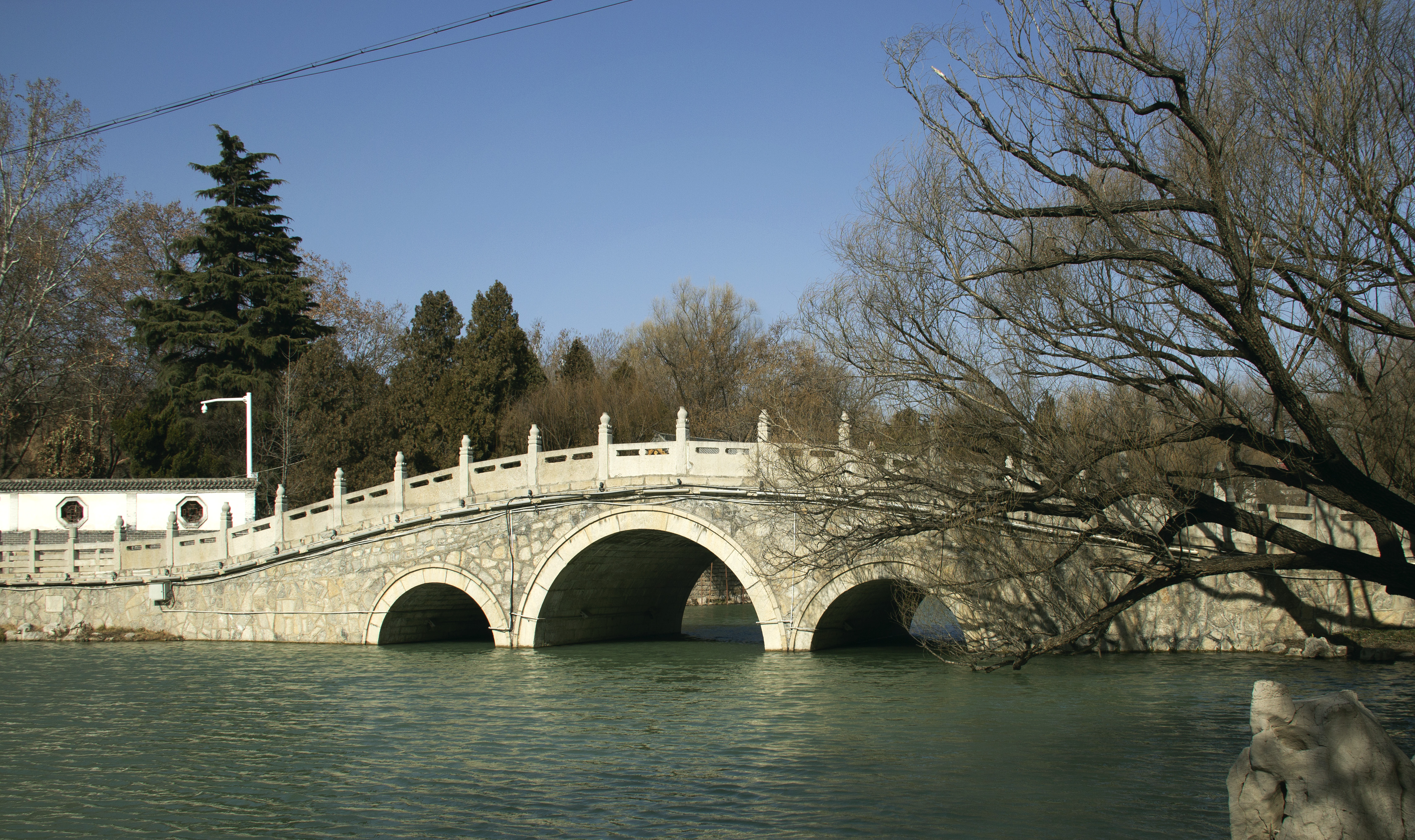 久久久精品国产亚洲成人满18免费网站